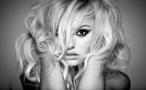 Alexandra Stan ｱﾚｸｻﾝﾄﾞﾗ ｽﾀﾝ スケジュール Nagoya Club Quattro 名古屋クラブクアトロ 公式サイト